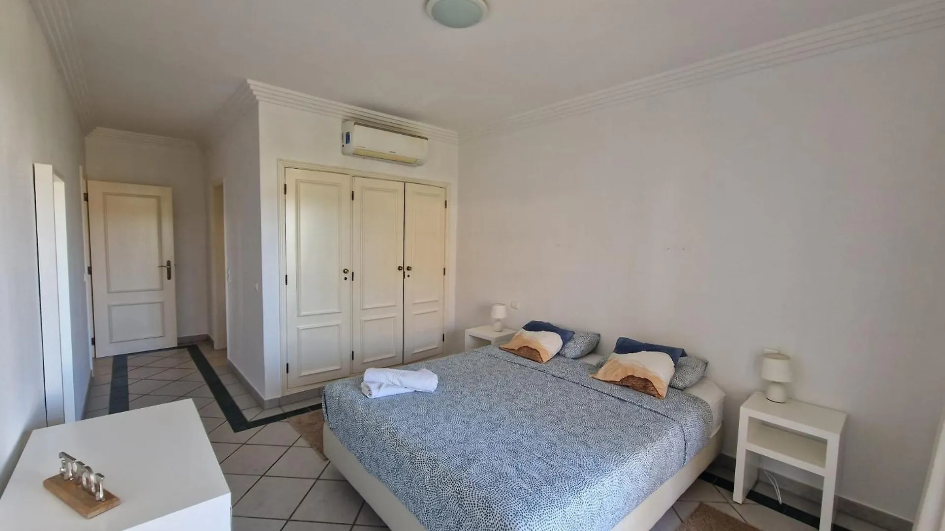 Charming Villa Albufeira